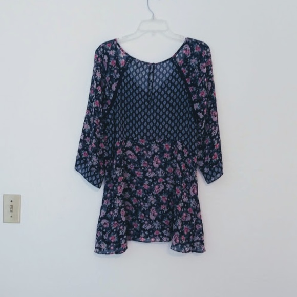 🦋 3/$15 - Jessica Simpson Maternity Dress - Picture 2 of 8